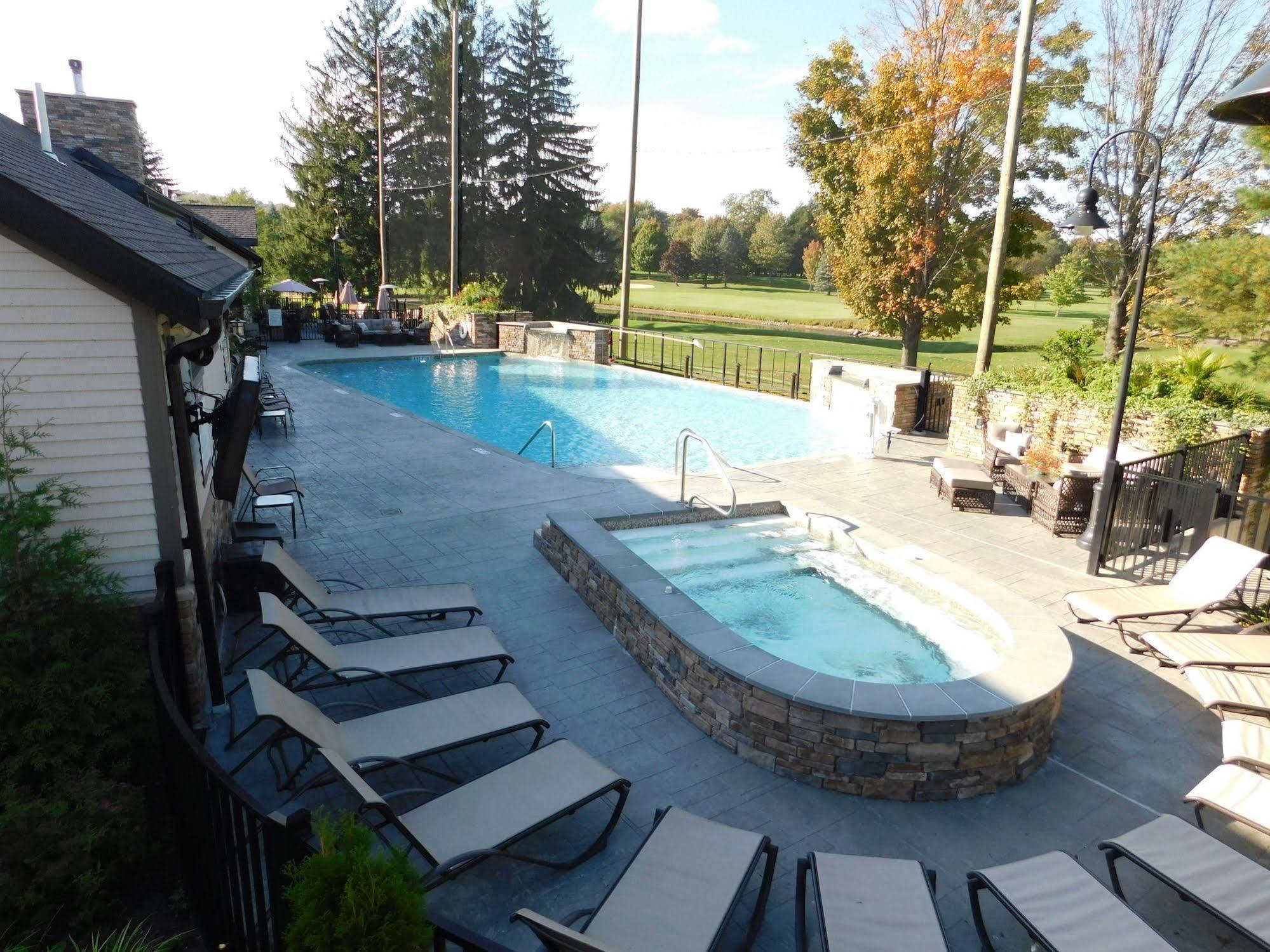 Fairway Suites At The Peak French Creek Exteriör bild